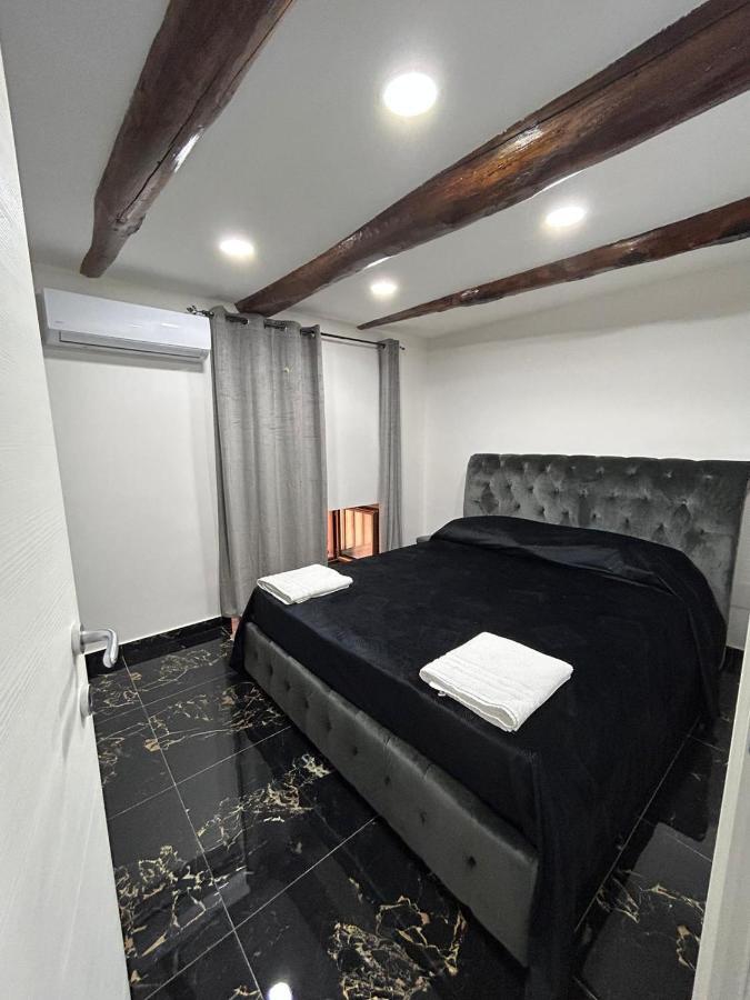 Giovanni Luxury Suites Nápoly Kültér fotó