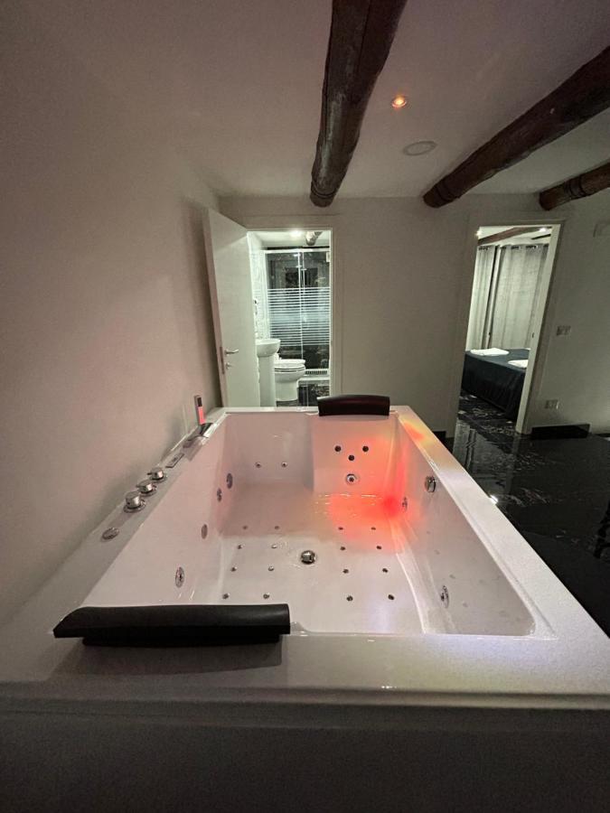 Giovanni Luxury Suites Nápoly Kültér fotó
