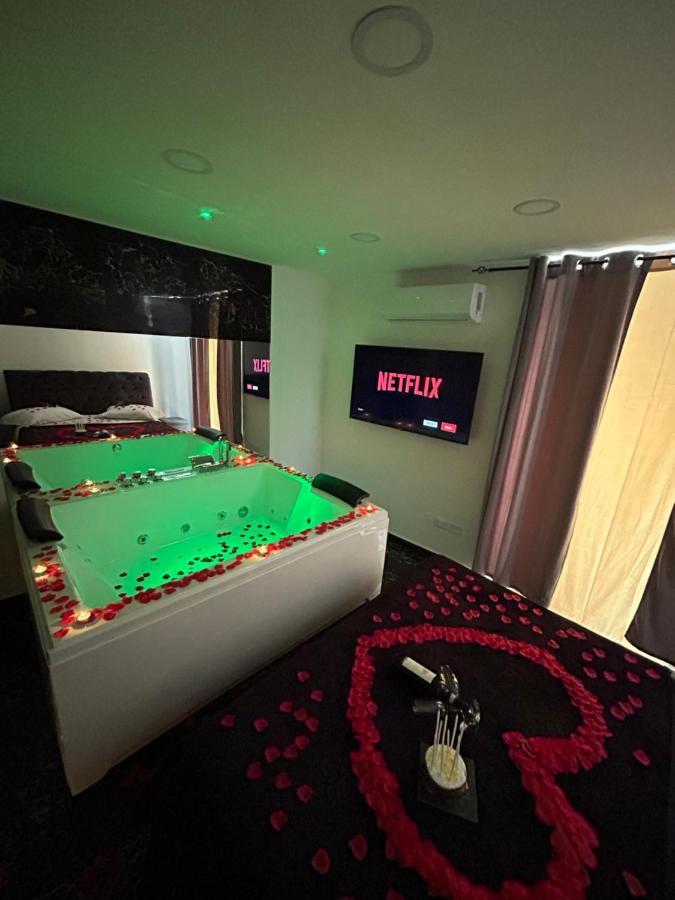 Giovanni Luxury Suites Nápoly Kültér fotó