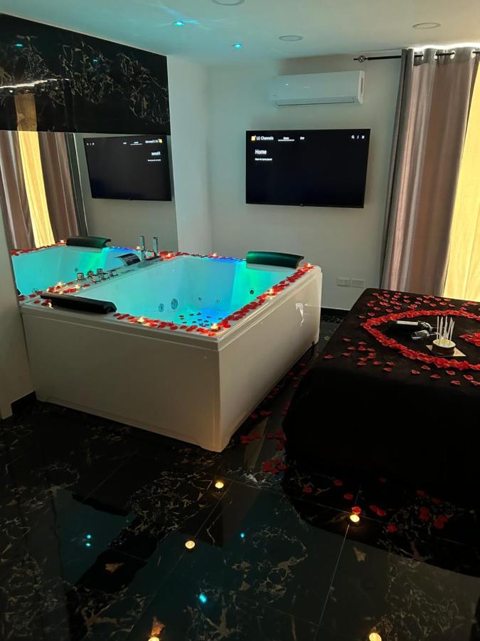 Giovanni Luxury Suites Nápoly Kültér fotó