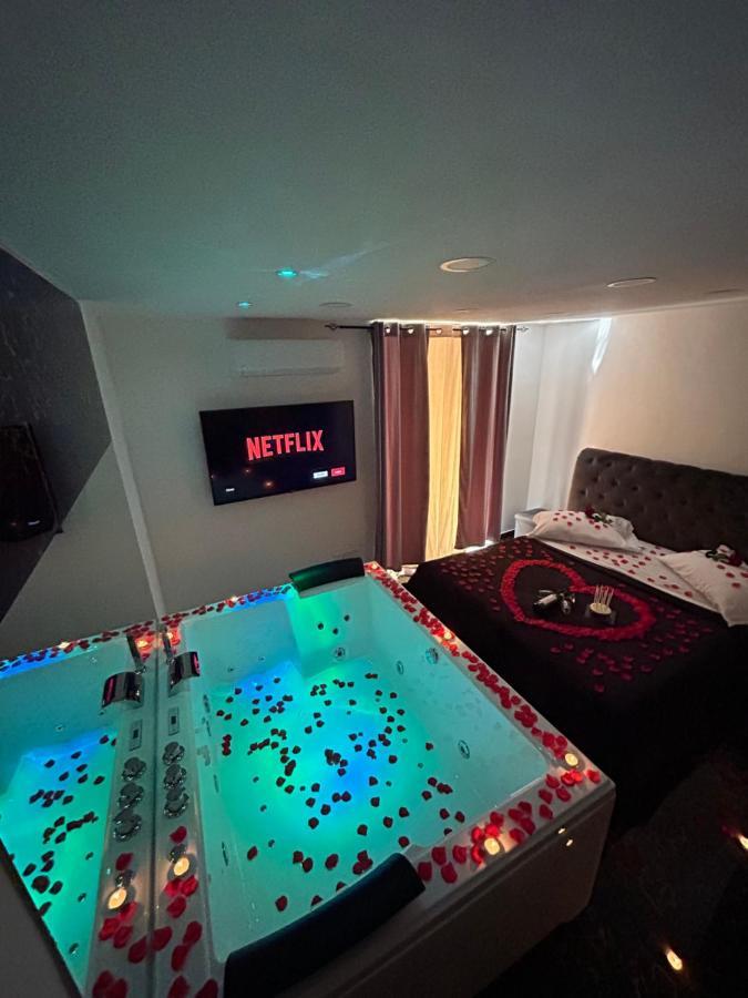 Giovanni Luxury Suites Nápoly Kültér fotó