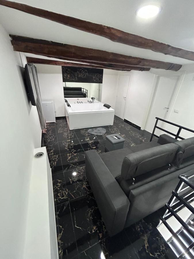 Giovanni Luxury Suites Nápoly Kültér fotó