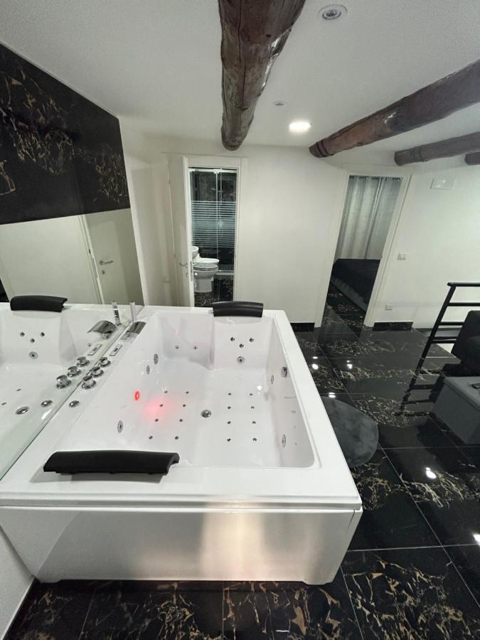 Giovanni Luxury Suites Nápoly Kültér fotó