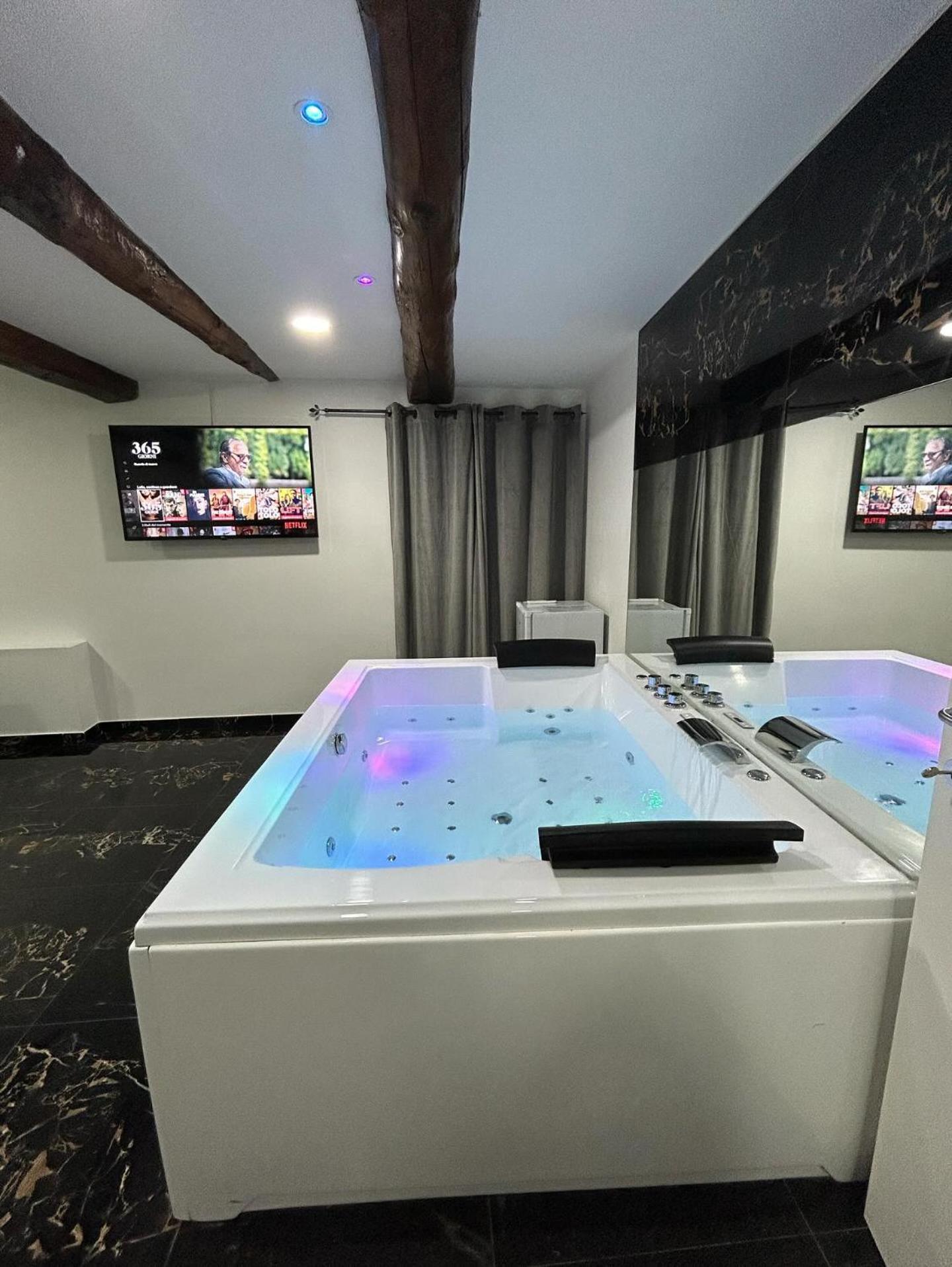 Giovanni Luxury Suites Nápoly Kültér fotó